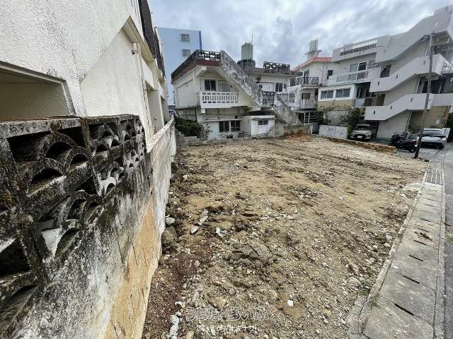 165 sqm Residential Land for Sale in Urasoe, Okinawa - Thumbnail 4
