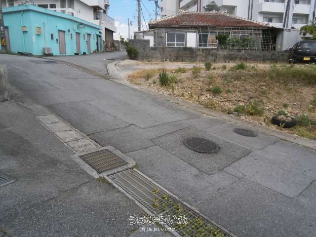 Rental Parking Space in Okinawa City Misato 1-chome - Thumbnail 3