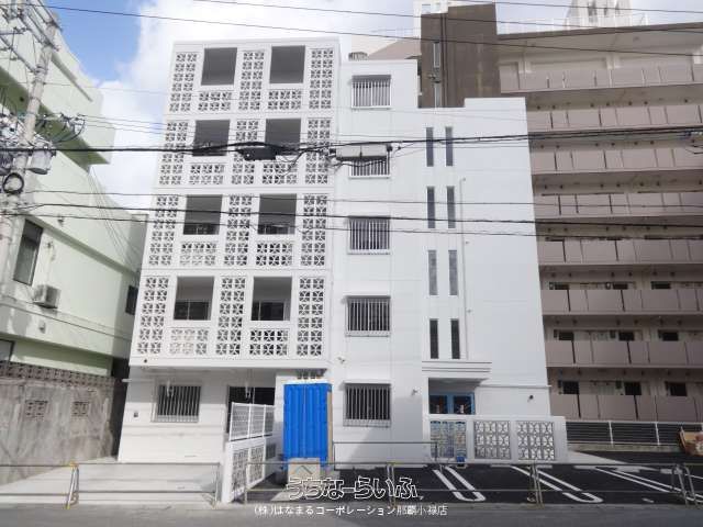 New 2LDK Apartment with Garden Near Kenchomae Station, Naha - Thumbnail 3