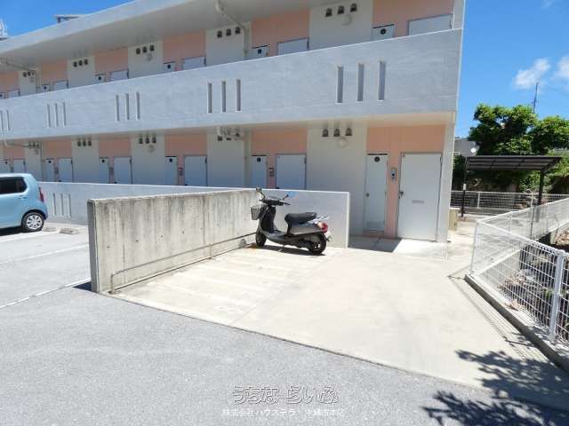 Leopalace Seaside N Yonabaru 202: Furnished 1K Apartment for Rent - Thumbnail 2