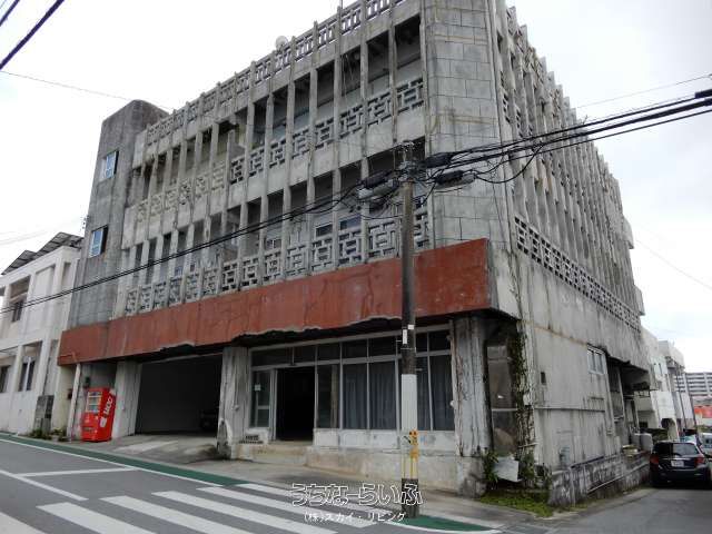 397.46m² Corner Lot Land for Sale in Chatan, Okinawa - Thumbnail 2