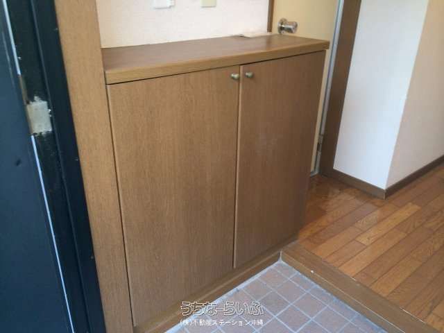 2LDK Apartment for Rent in Naha, Okinawa - Near Miebashi Station - Thumbnail 2