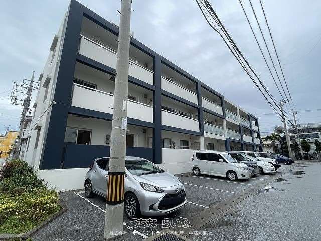 LACOSTA HANBY 106: 2LDK Rental Apartment Near Araha Beach, Chatan - Thumbnail 3