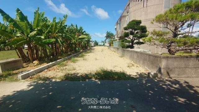 368m² Land for Sale in Uruma, Okinawa - Near the Sea - Thumbnail 2
