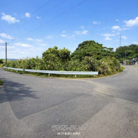 Large 1178 sqm Residential Land for Sale in Nanjo City, Okinawa - Thumbnail 2