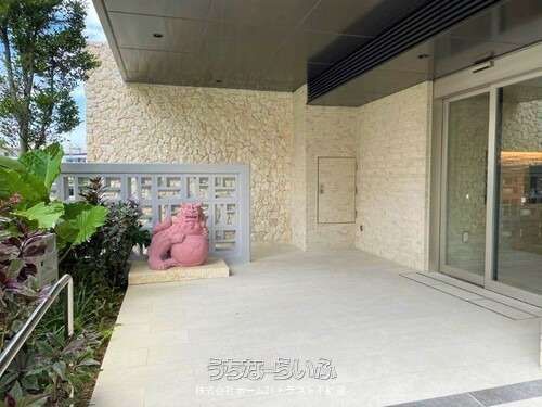 3LDK Apartment for Rent in Naha, Okinawa Near Asato Station - Thumbnail 4