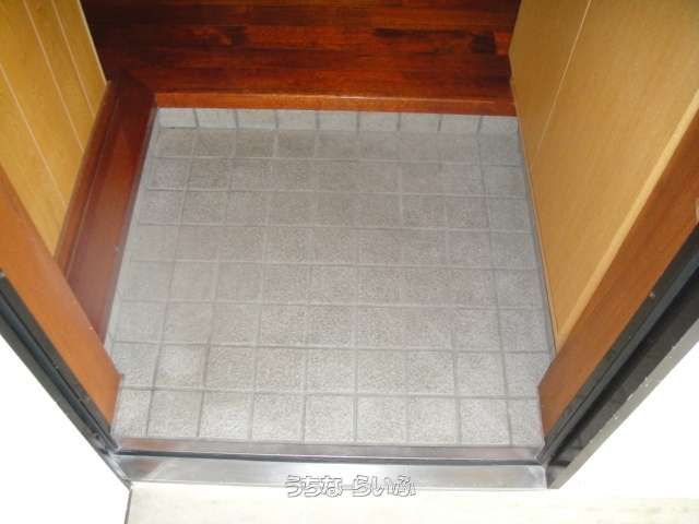 1K Apartment for Rent in Naha City, Okinawa - Manshon Eiko - Thumbnail 4
