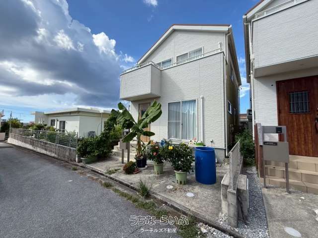 4LDK House for Sale in Yomitan Village, Okinawa with Rental Income - Thumbnail 3