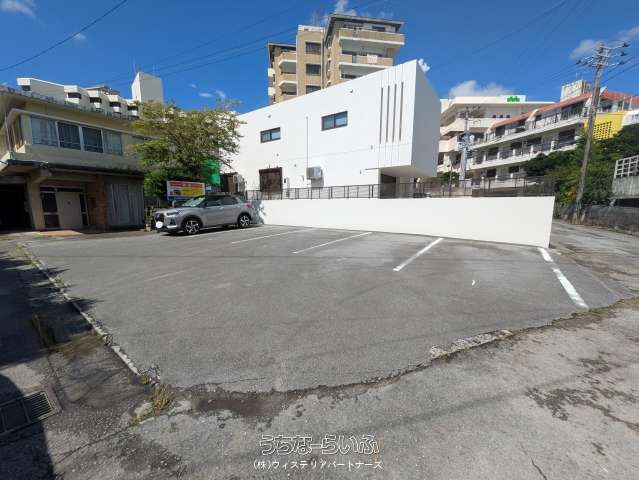 372.11 sqm Land for Sale in Naha City, Okinawa - Prime Asato Location - Thumbnail 2