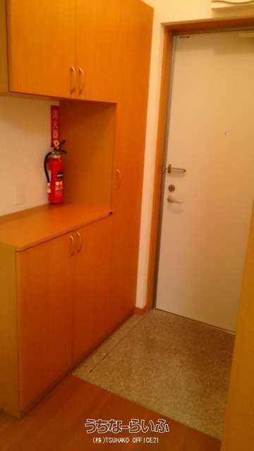 Rental Apartment in Ginowan: 2LDK with Auto-Lock & 2 Parking Spaces - Thumbnail 4