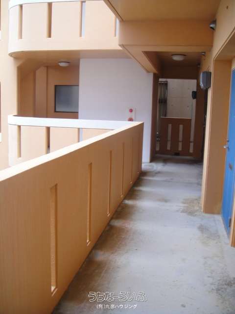 1R Studio Apartment for Rent in Naha, Okinawa - 40,000 Yen - Thumbnail 2