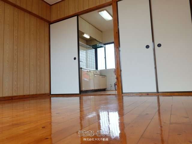 1K Apartment for Rent in Nakagusuku Village, Okinawa with Free Parking - Thumbnail 3