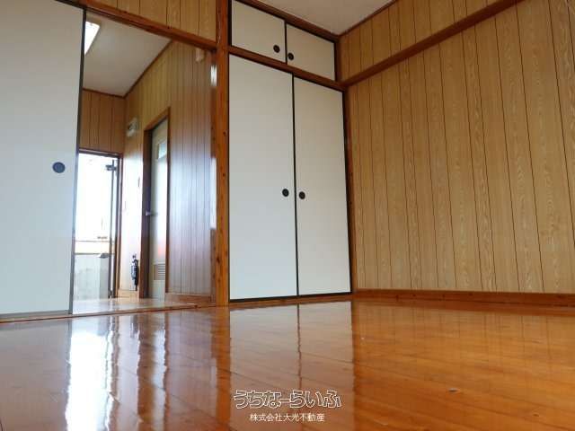 1K Apartment for Rent in Nakagusuku Village, Okinawa with Free Parking - Thumbnail 4