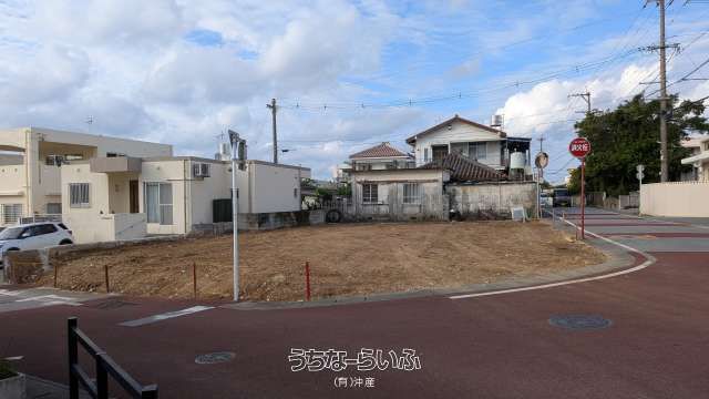 Building-Conditioned Land for Sale in Yomitan Village, Okinawa - Thumbnail 3