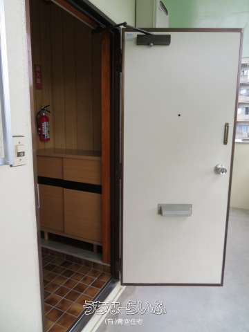 Green Heim 203: 3LDK Apartment for Rent in Kitakagusuku, Okinawa - Thumbnail 3
