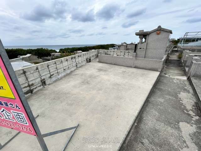 Ocean View Grave Plot for Sale in Yomitan Village, Okinawa - Thumbnail 2