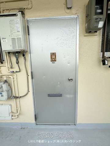 Pet-Friendly 1DK Apartment for Rent in Naha City, Okinawa - Thumbnail 4