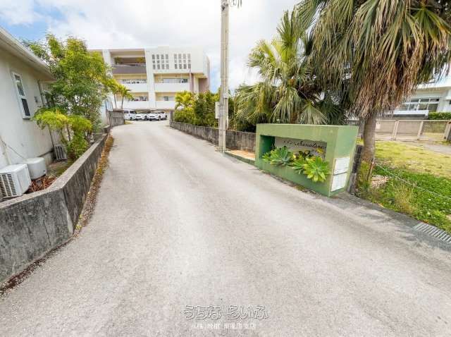 5LDK Home with Apartment Units for Sale in Yaese, Okinawa - Thumbnail 4