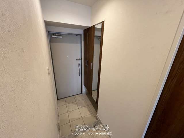 3LDK Apartment for Sale in Urasoe, Okinawa with 3-Side Balcony - Image 1
