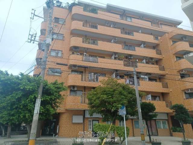 3LDK Apartment for Sale in Naha, Okinawa with Sea Views - Image 1