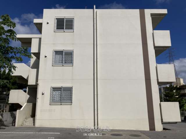 2LDK Apartment for Rent in Zakimi, Yomitan Village, Okinawa - Thumbnail 2
