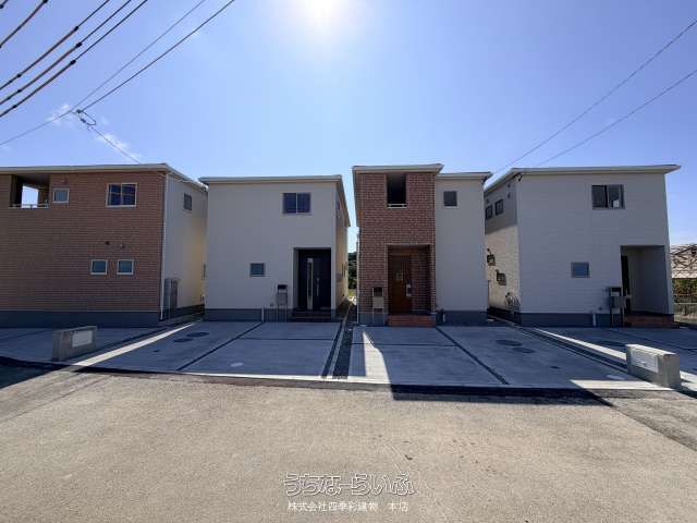 New 3LDK Wooden House in Yaese Town, Okinawa with Perks - Thumbnail 2