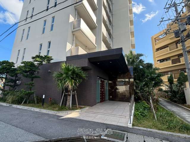 Grand Palace Makiminato 804: 3LDK Ocean View Apartment in Urasoe - Thumbnail 2