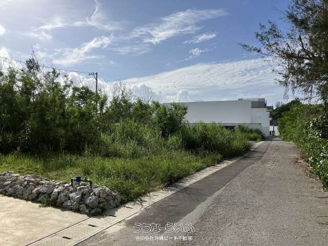 1007m² Beachfront Land for Sale in Nago, Okinawa - Thumbnail 2