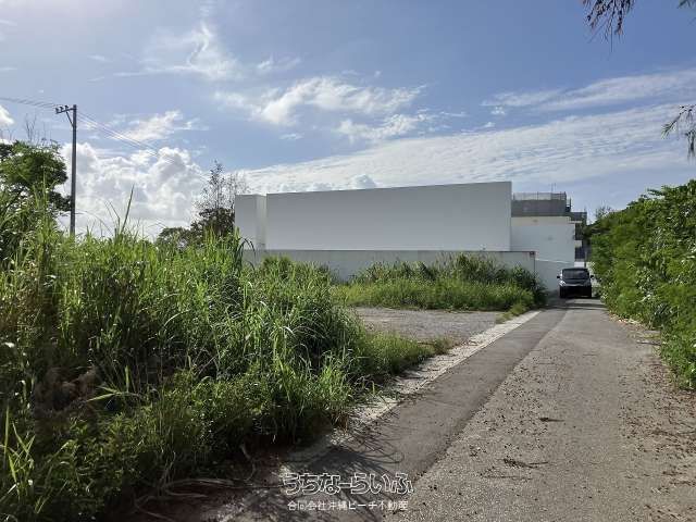 1007m² Beachfront Land for Sale in Nago, Okinawa - Image 1