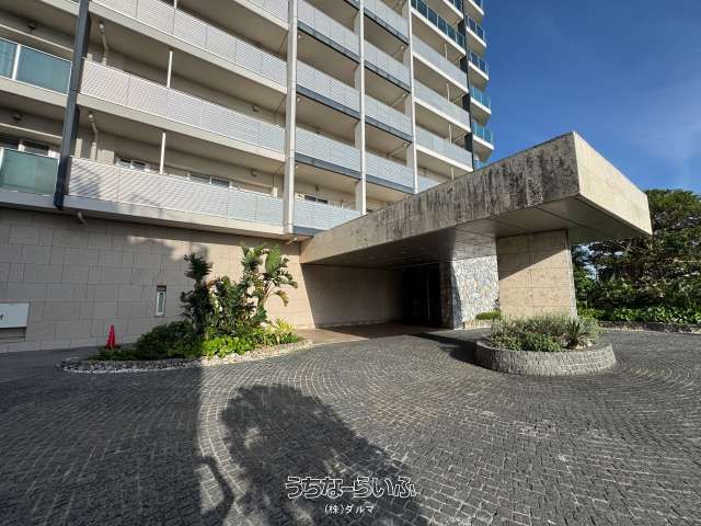 Ocean View Apartment for Sale in Naha, Okinawa - RYUK:X TOWER WEST - Thumbnail 2