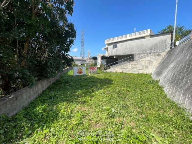 115m² Land for Sale in Okinawa City, Near Route 329 - Thumbnail 2