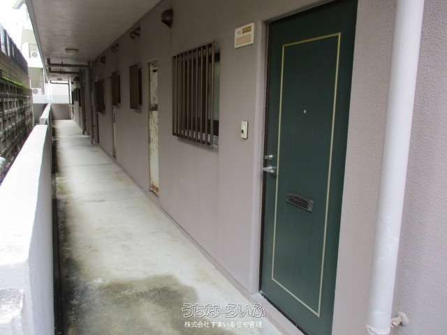 2LDK Apartment for Rent in Naha, Okinawa - Makabi Garden - Thumbnail 2