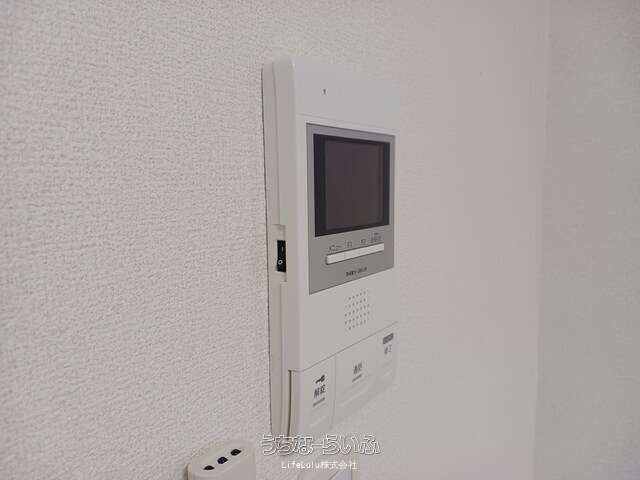 1K Apartment for Rent in Naha, Okinawa - Seibumon Yuuchi House - Thumbnail 3