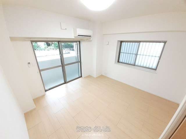 1K Apartment for Rent in Naha, Okinawa - Seibumon Yuuchi House - Thumbnail 4