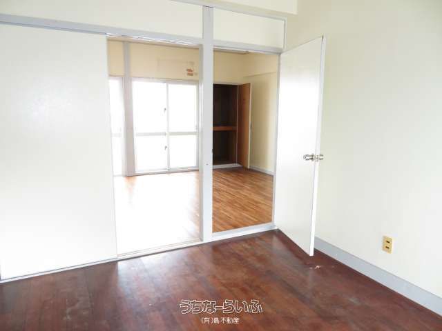 Third Corps 310: 1DK Apartment for Rent in Naha, Okinawa - Thumbnail 3