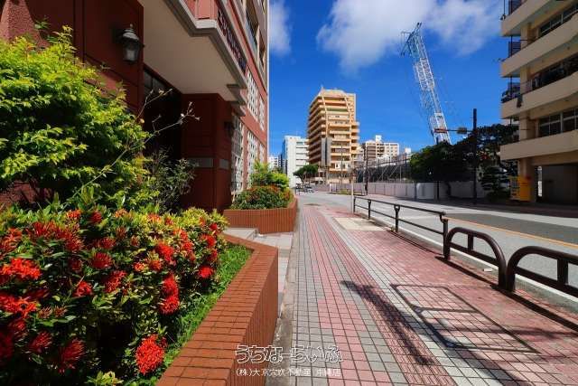 4LDK Apartment for Sale in Naha, 3 Min Walk to Asahibashi Station - Thumbnail 3