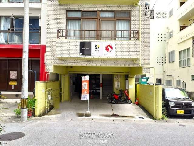 Entire Building for Sale in Naha, Okinawa - Investment for Minpaku or Apartments - Thumbnail 2