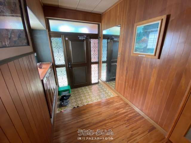 Two-Generation RC Home with Sea View for Sale in Ishigaki, Okinawa - Thumbnail 4