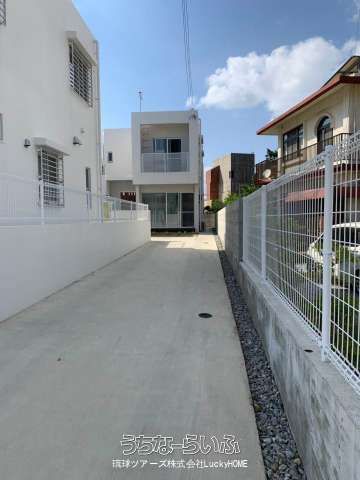 3LDK House with Solar Power and Garden in Ginowan, Okinawa - Thumbnail 4