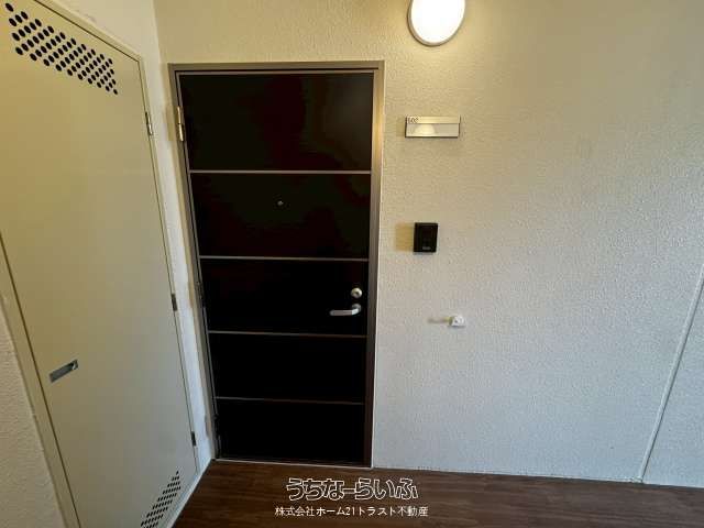 New 1LDK Pet-Friendly Apartment near Asahibashi Station, Naha - Thumbnail 2