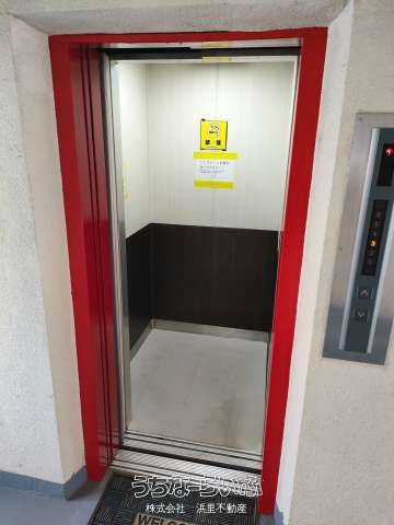 Maruei Building A-11 Apartment for Rent in Ginowan, Okinawa - Thumbnail 3