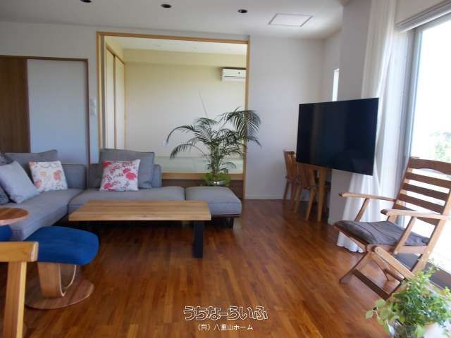 Modern 2LDK House for Sale in Ishigaki with Ocean Views - Thumbnail 4