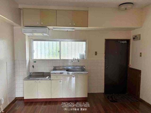 Co-op Urawa 2DK Apartment for Rent in Urasoe, Okinawa - Thumbnail 4