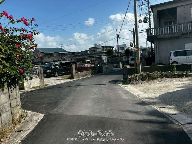 Land for Sale in Uruma, Okinawa with Development Potential - Thumbnail 3