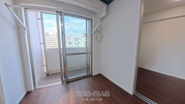 1LDK Apartment for Rent in Naha, Okinawa near Asato Station - Thumbnail 3