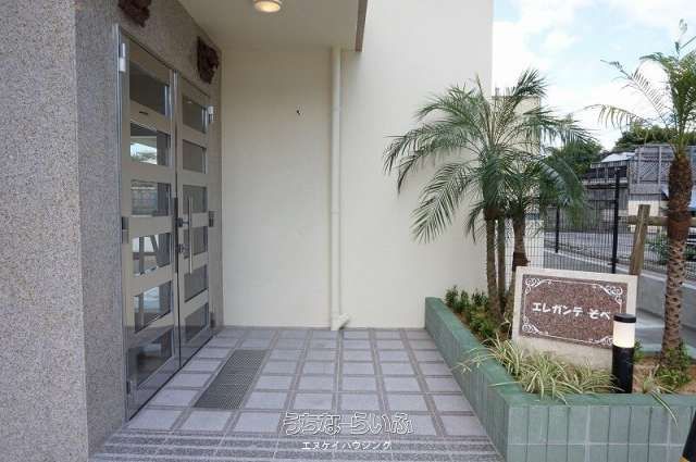 Elegante Sobe 904: 1K Apartment for Rent in Naha, Okinawa - Thumbnail 2