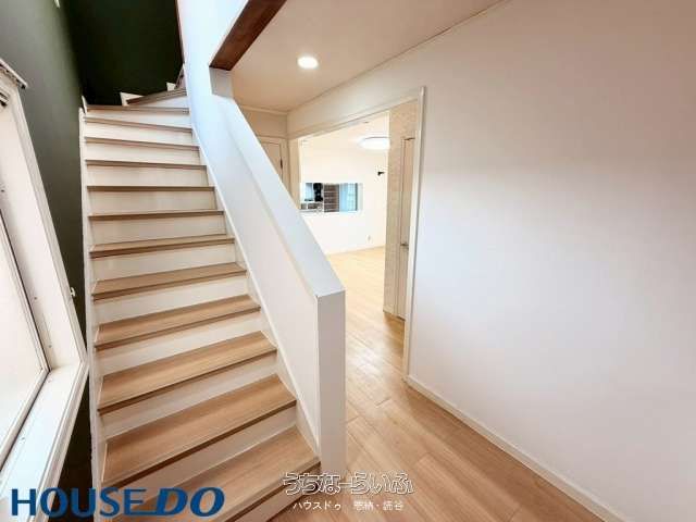 Shop with Residence for Sale in Chatan, Okinawa - 3LDK - Thumbnail 3