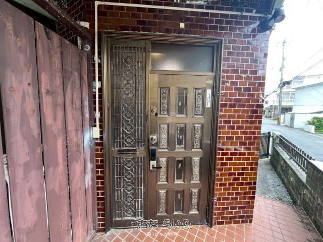 Apartment Building for Sale in Naha's Yogi District, Okinawa - Thumbnail 3