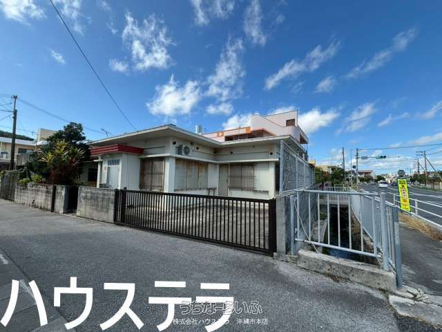 5LDK Pet-Friendly House for Rent in Kita-Nakagusuku, Okinawa - Thumbnail 2