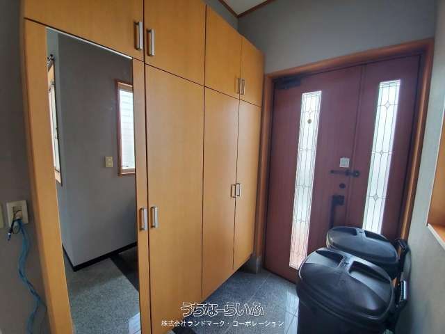 Tenanted Investment House in Uruma, Okinawa with 5.6% Yield - Thumbnail 4